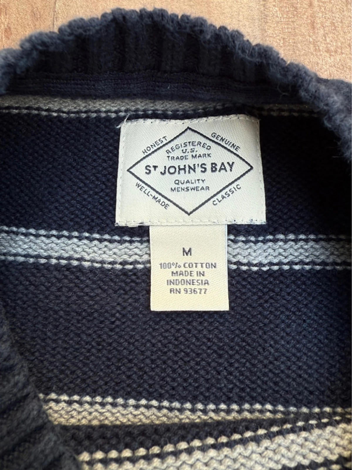 St. John’s Bay Navy Blue White Stripe Men’s Sweater Size M