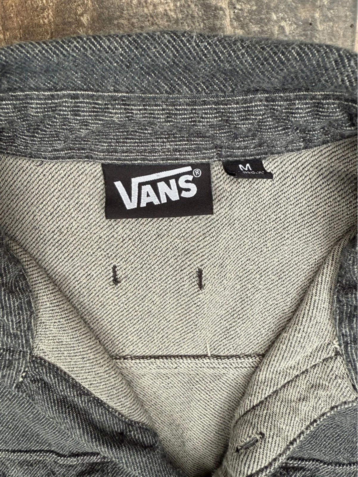 Vans Gray Black Collard Top Lkng Sleeved Button Up Shirt Men Size M