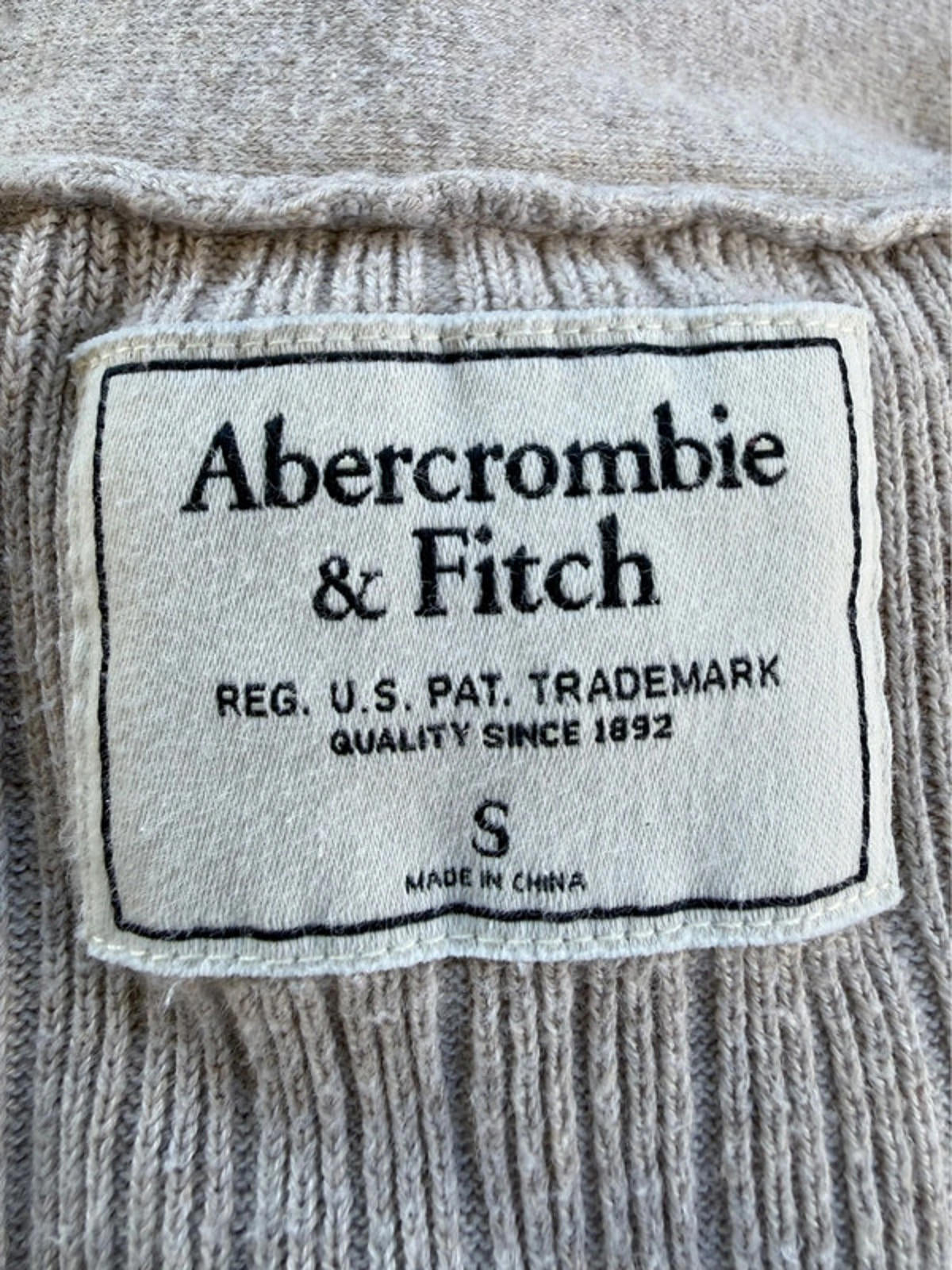 Abercrombie & Fitch Gray Cardigan Sweater Women’s Size S