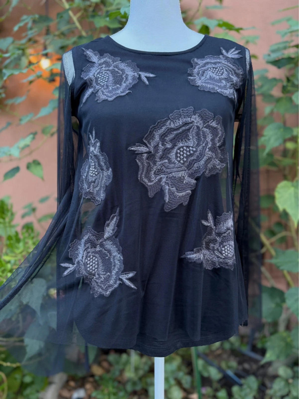 Logo Lavish Women’s Mesh Black Embroidered Floral Top Size S