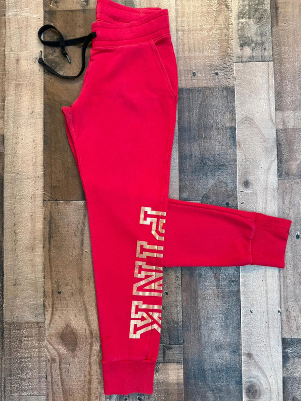 PINK Victoria Secret Red & Gold Print Women’s Sweat Pants Size S