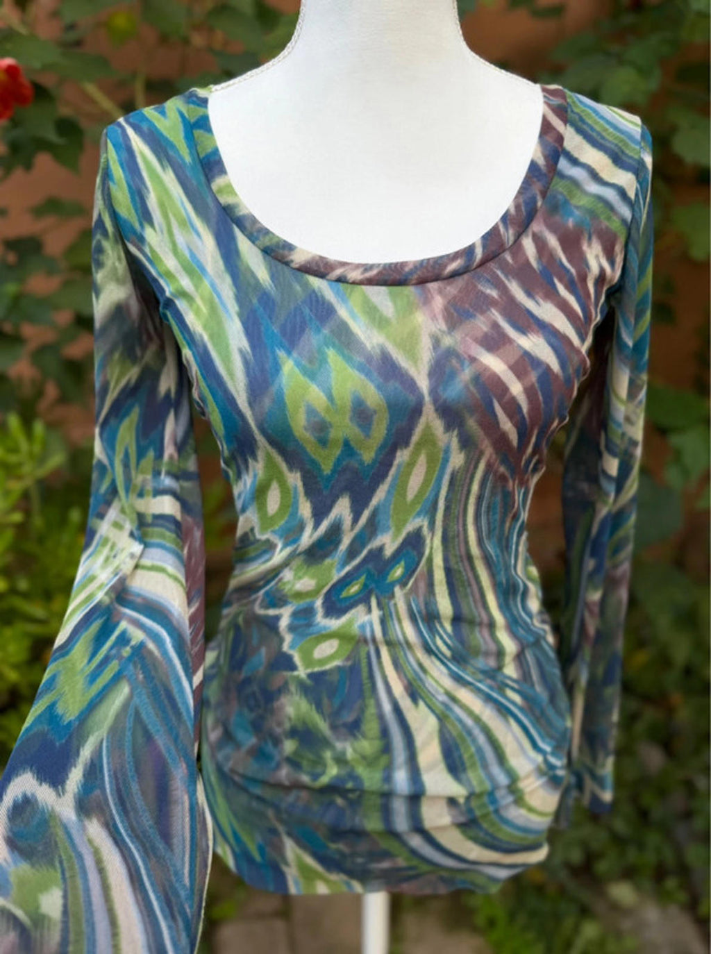 Sweet Pea Mesh Cute Patterned Long Sleeved Women’s Top Size M