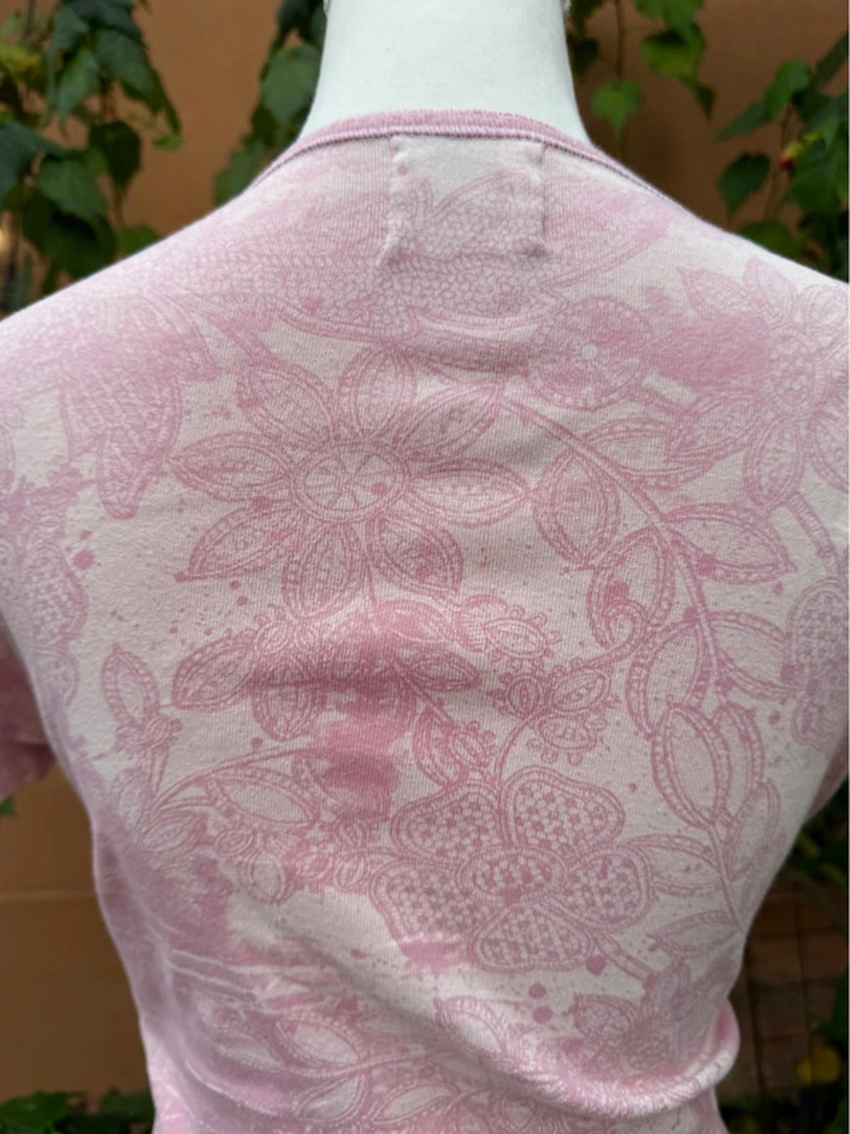 Skinnie Minnie Pink Floral Bismark Cafe Bedazzled Top Size L