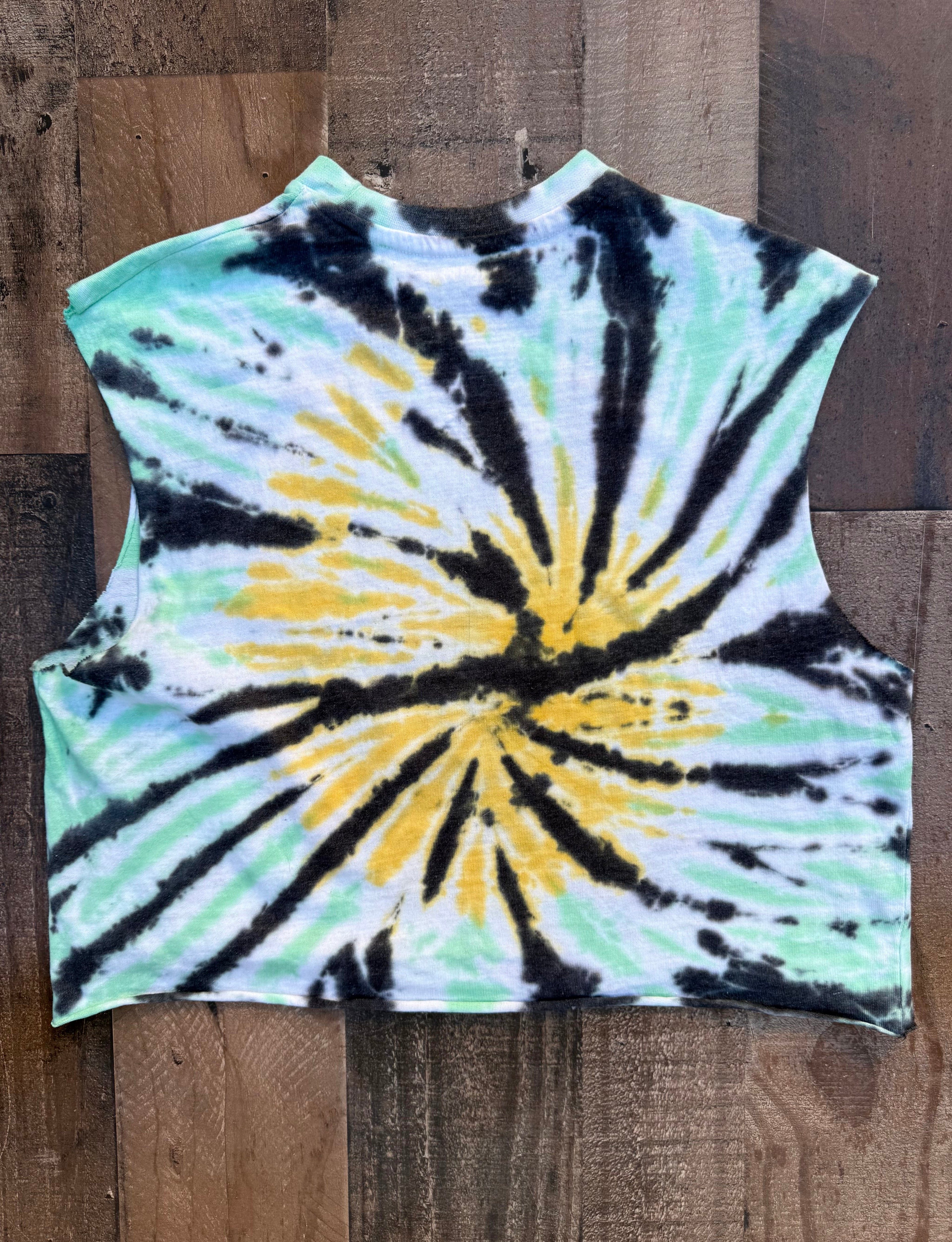 Betty Boop Cropped Tie Dye Tee Tank Top Women’s Size M