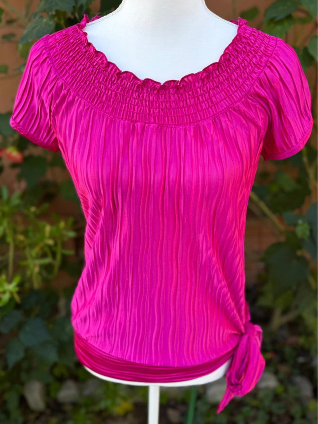 Heart Soul Vintage Hot Pink Smocked  Peasant Style Top Size M