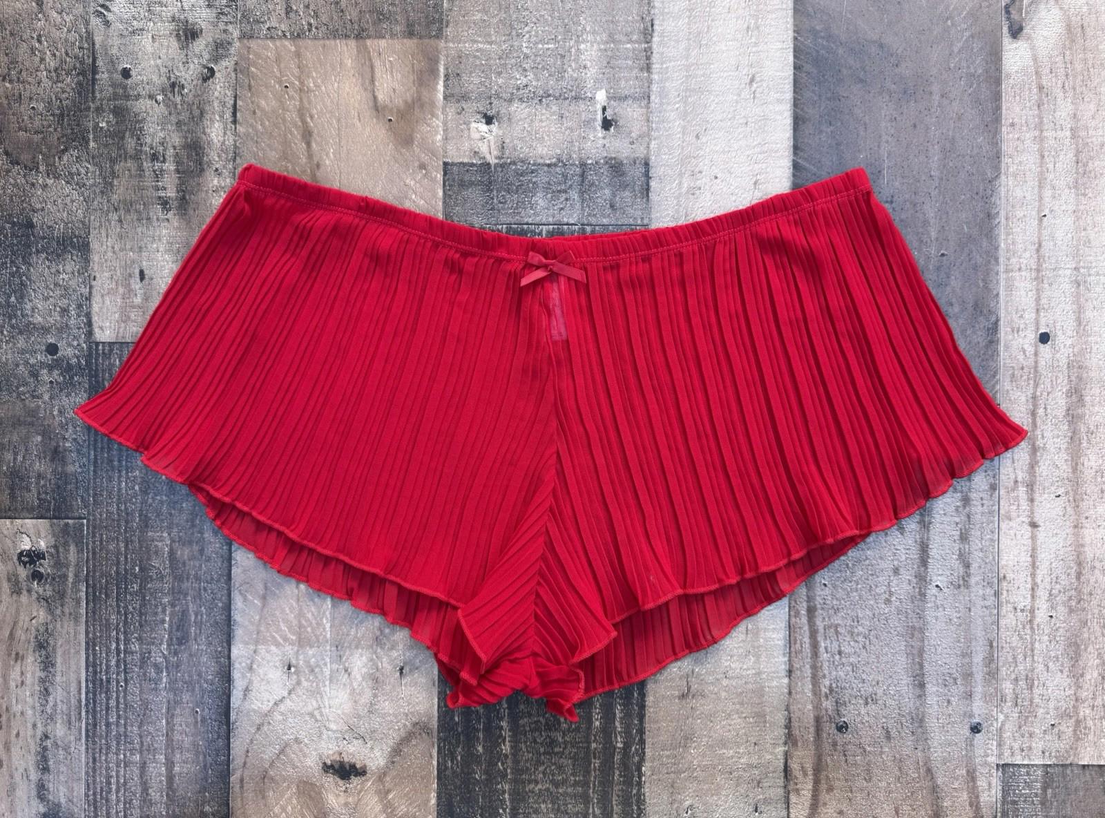 Marilyn Monroe Red Soft Pleated Design Pajama Shorts Size L