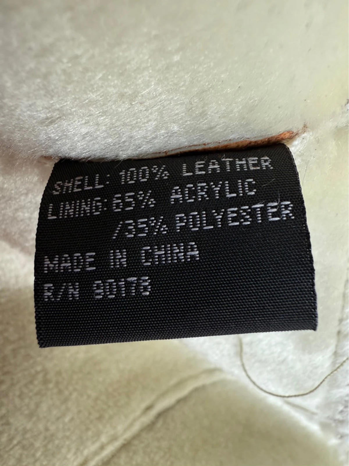 Revue Jacket Women’s 100% Leather On Outside Size 4