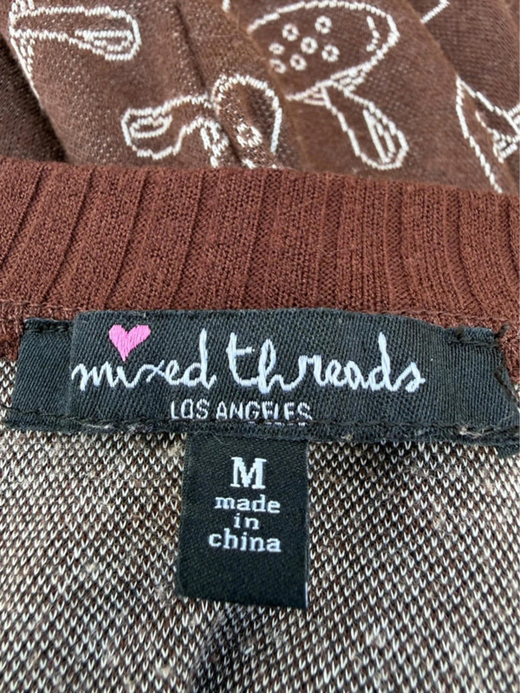 Mixed Threads Los Angeles Mushroom Print V Neck Size M Women's Top