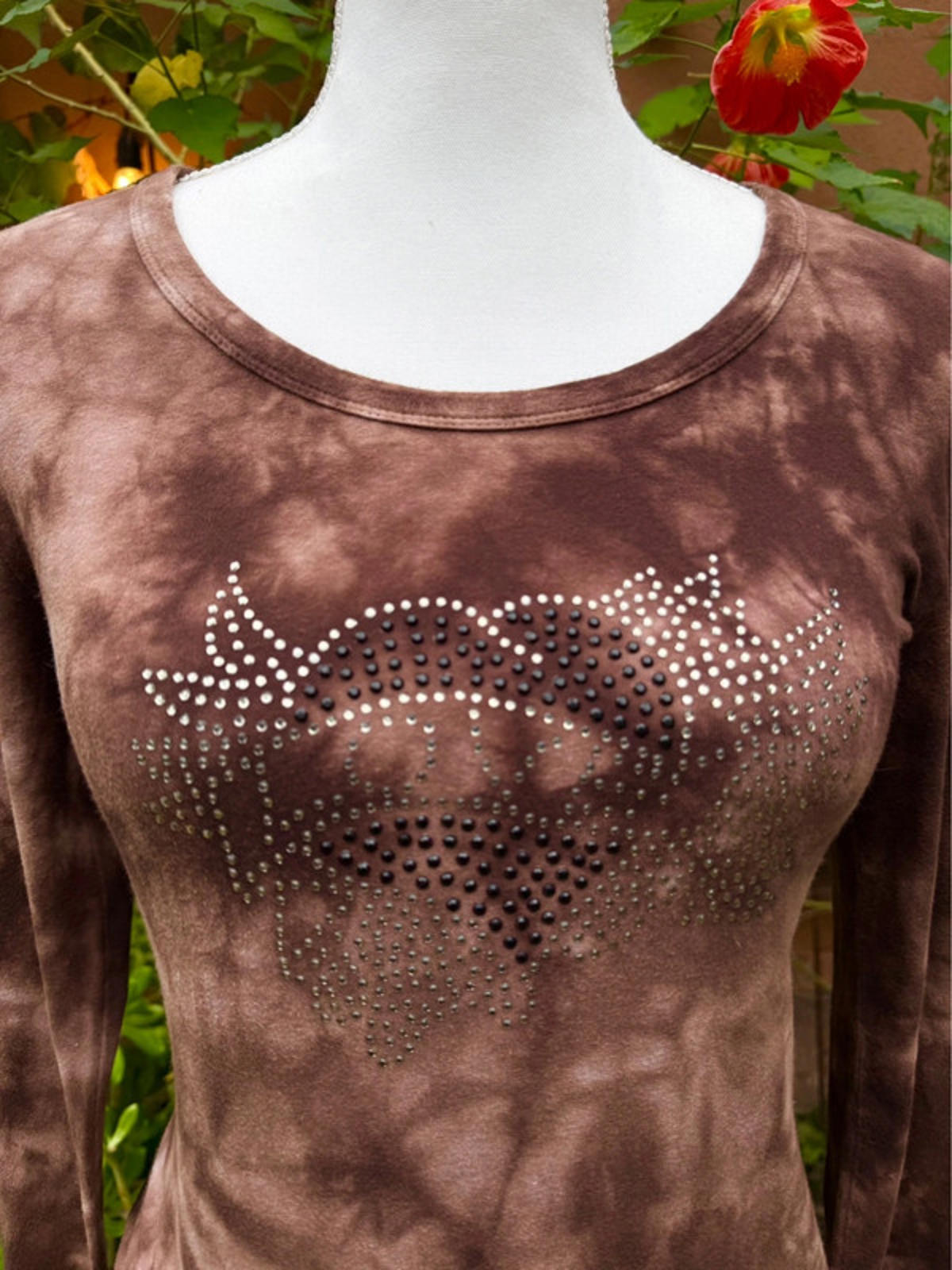 Waterproof Tie Dye Women’s Brown Bedazzled Love Long Sleeved Top Size M