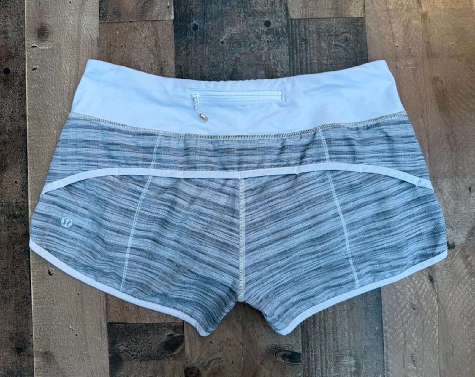 Lululemon Gray & White Active Wear Running Shorts Size S Small