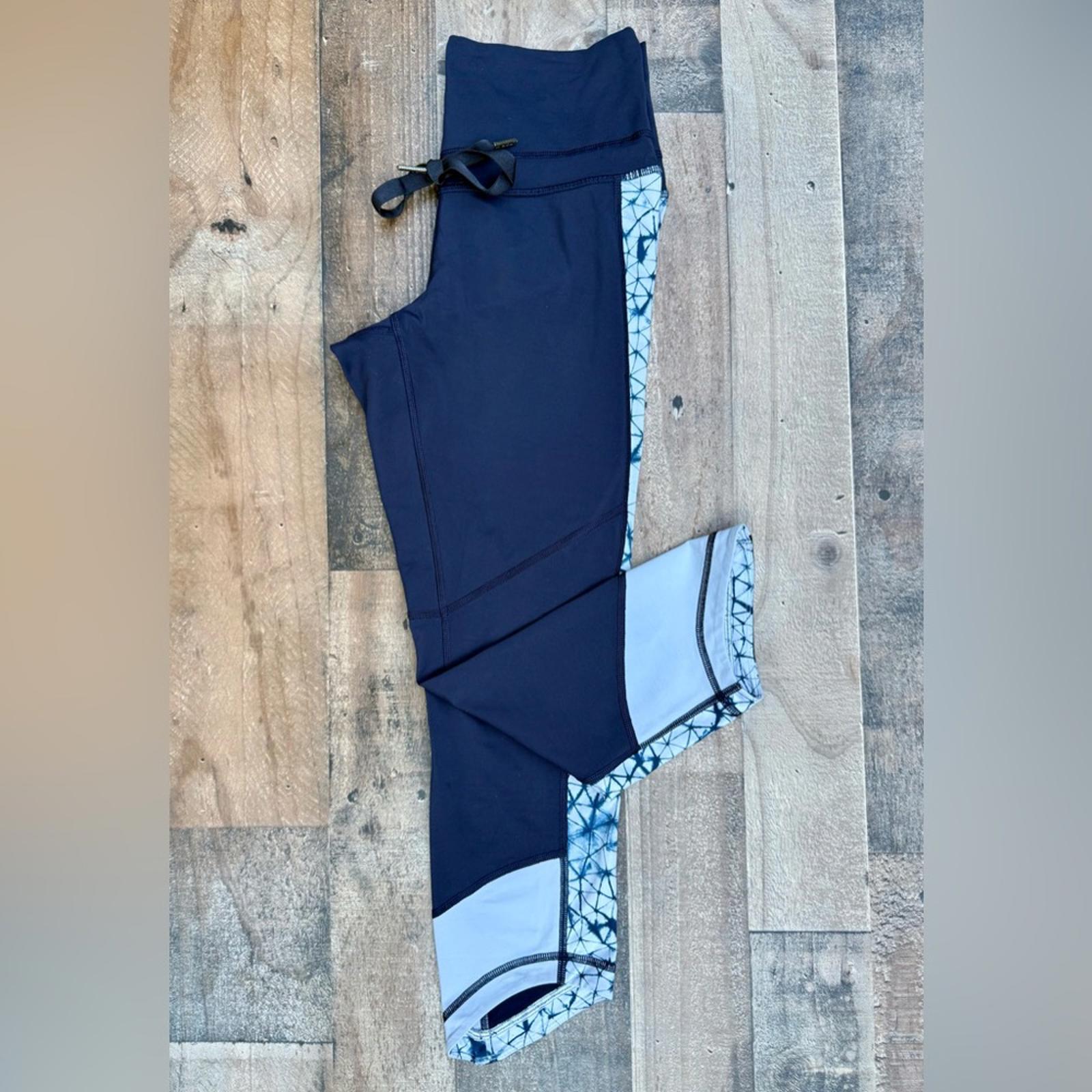 Lululemon Athletica Royal Blue Cropped Capri Pants