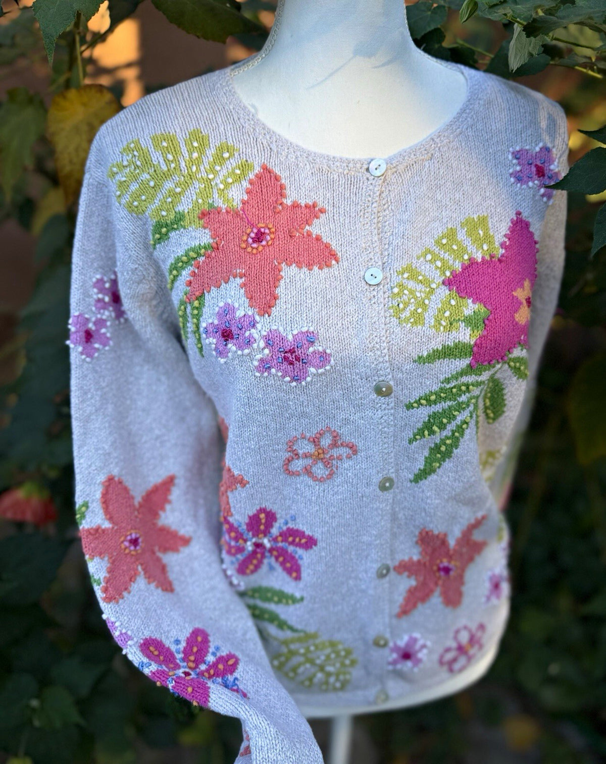 David Brooks Women's Vintage Floral Embroidered Knit Cardigan Sweater Size L