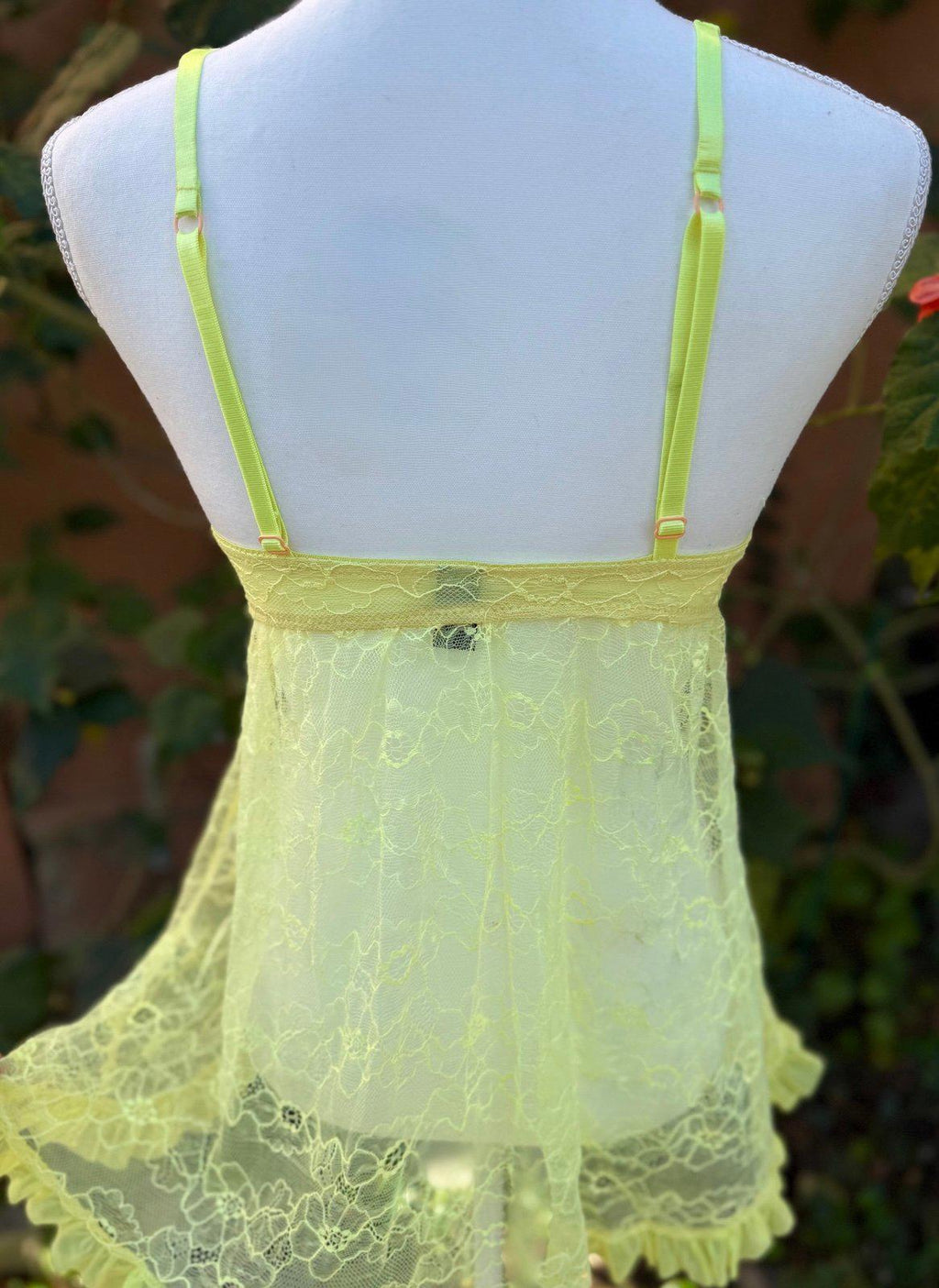 Rene Rofe Yellow Lace & Bow Baby Doll Top & Thong Lingerie Set Size M