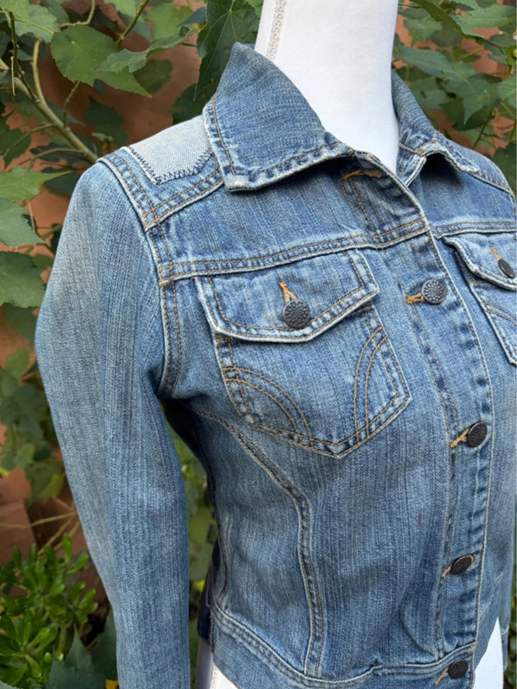 Vintage Roxy Blue Denim Jacket Size M Womens Best For A Size Small