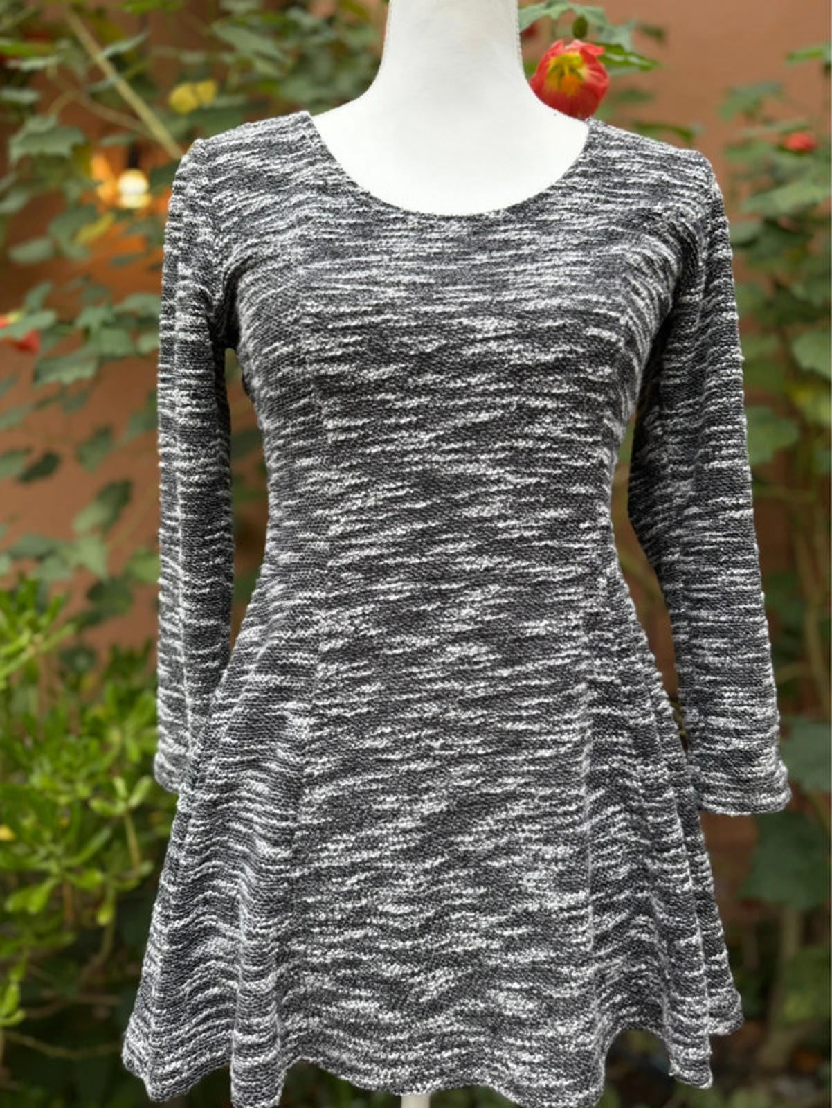 Artex Fashions Black White Space Dye Tunic Length Top Fit & Flare Top Size S