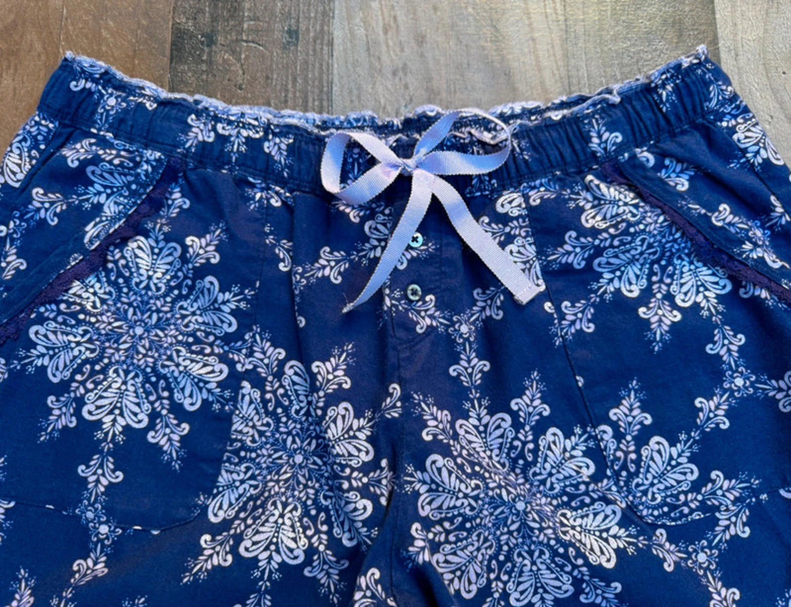 Victoria Secret Deep Purple Snowflake Lace Lounge Pajama Pants Size M