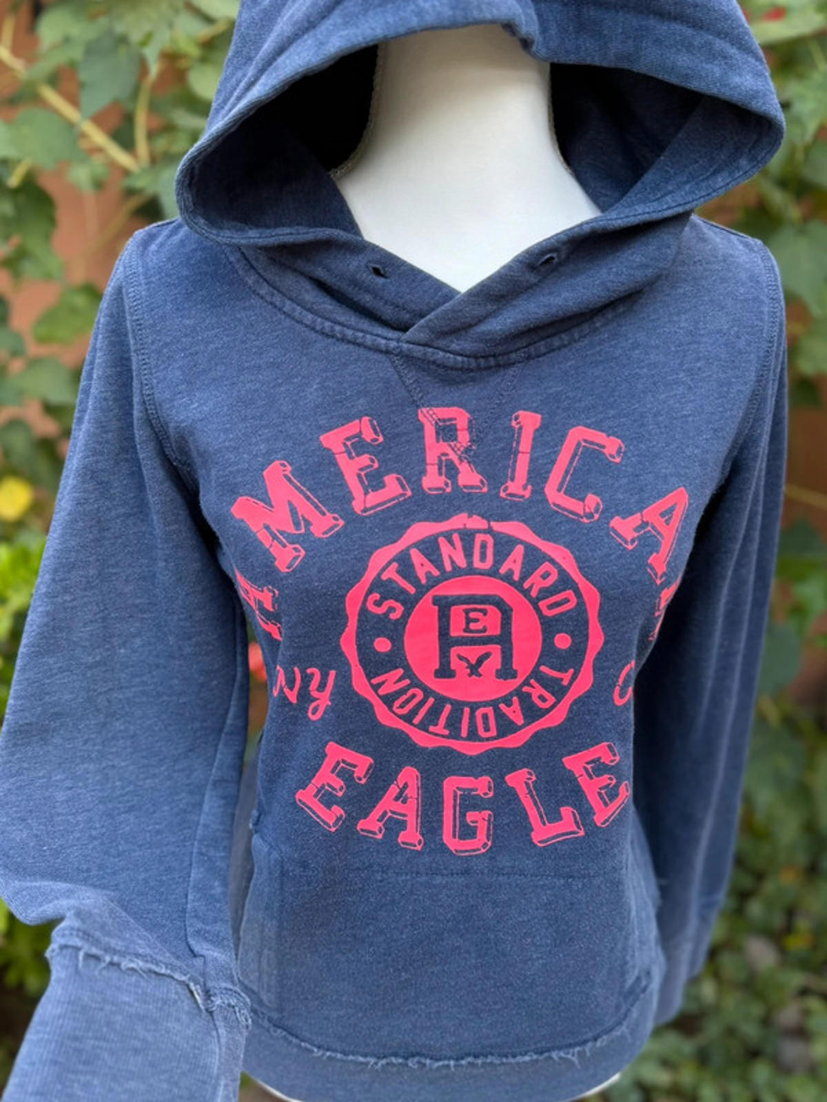 American Eagle Outfitters Navy Blue & Pink Women’s Hoodie Size M