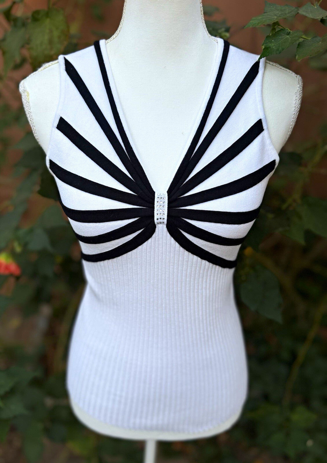 Belldini Y2K Black & White Ribbed Rhinestone Stretch Top Women's Size M