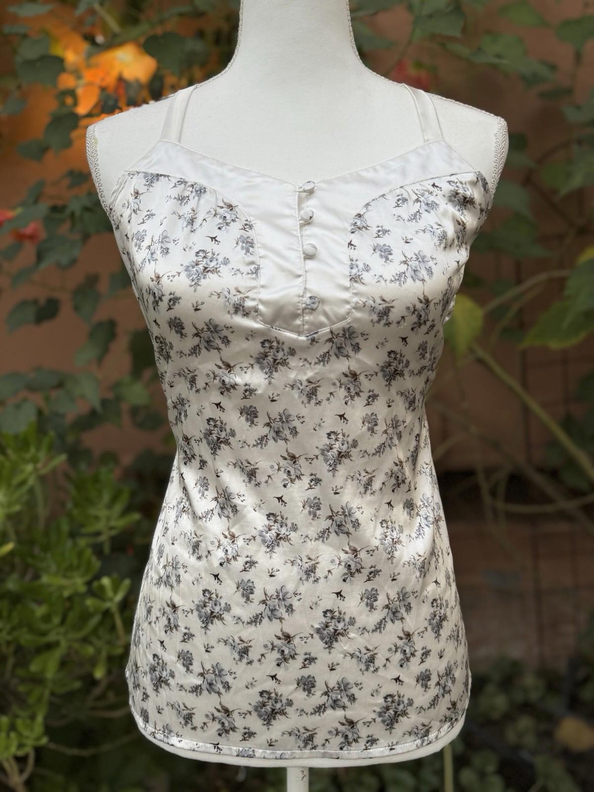 Romy Women’s Floral Slip Top Size S