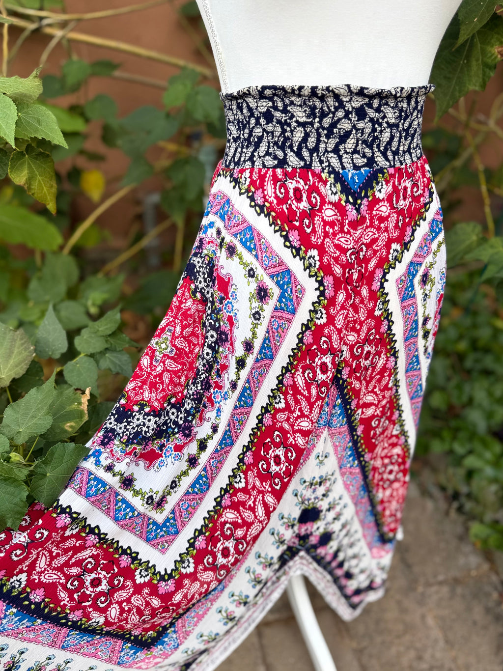 Westport Paisley Floral Paisley Handkerchief Skirt Size M