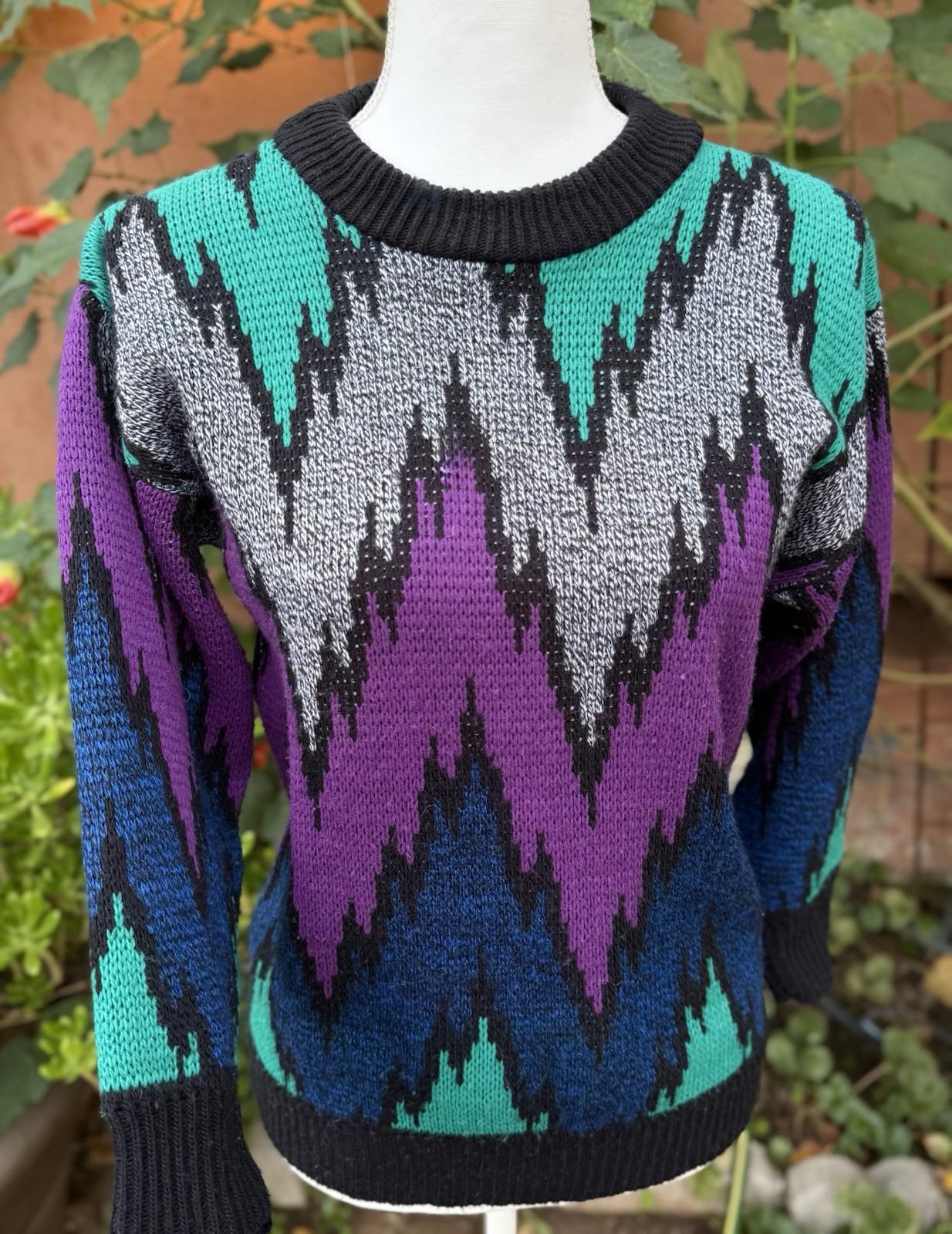 Vintage Women’s Sir Michael knit Wear Sweater Purple Aqua & Black Chevron Size S