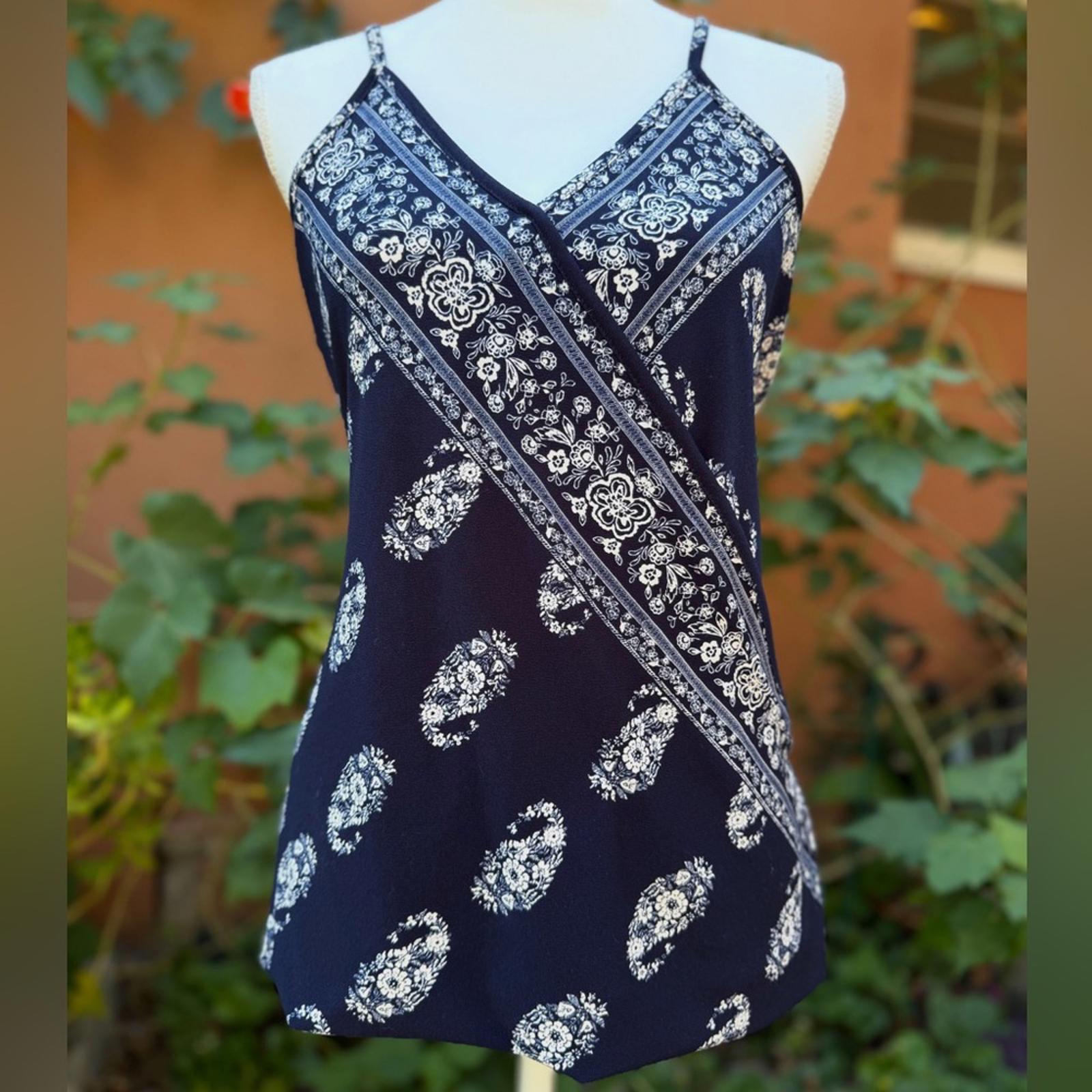 Maurices Navy and White Floral Women's Top Size M
