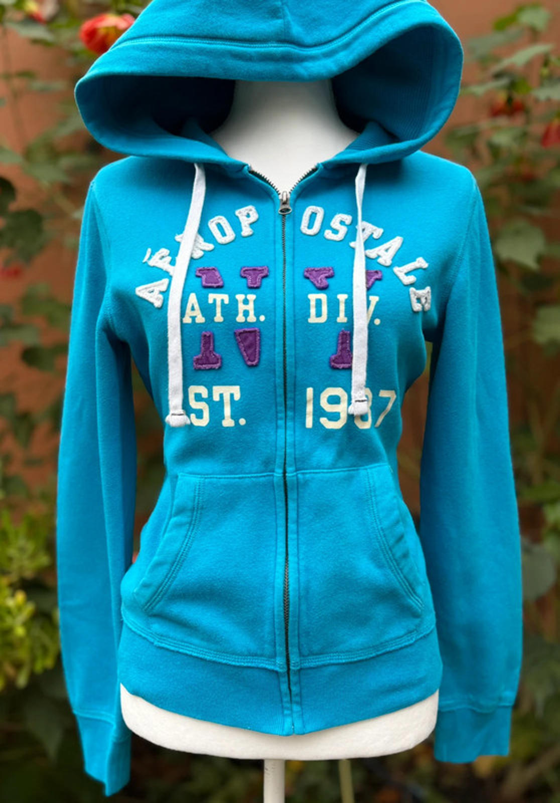 Aeropostale Aqua & Purple Hoodie Size M