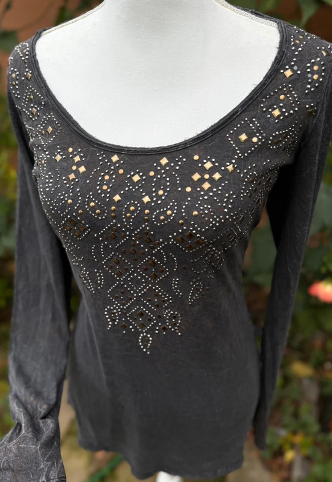 Maurices Grunge Black Gray Bedazzled Long Sleeved Top Size M