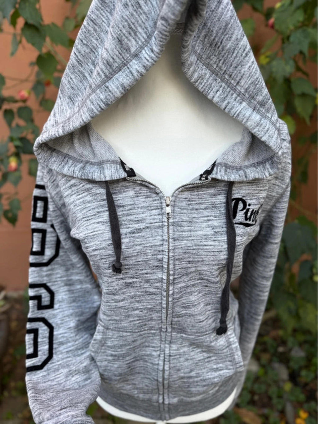 PINK Victoria Secret Gray & Black Hoodie Size M
