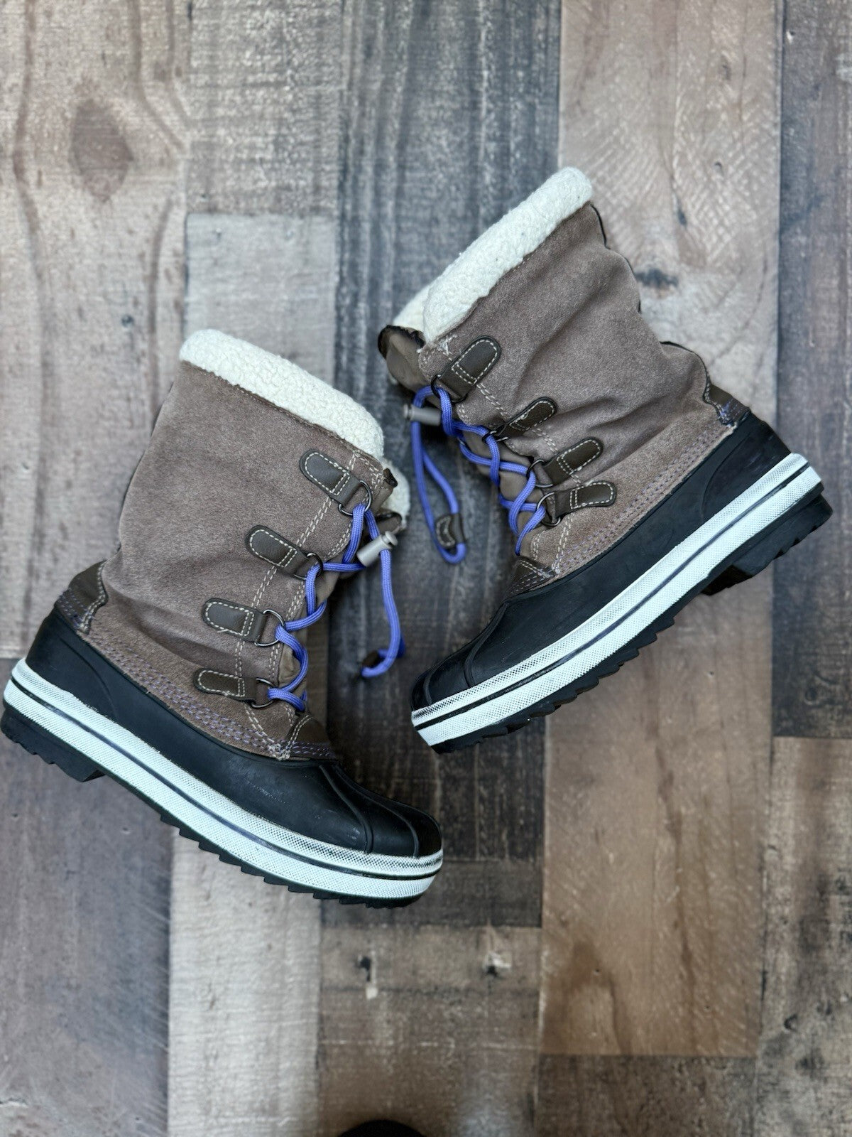 Thermolite black and brown lace up boots with purple laces, women's size 5, photo 5