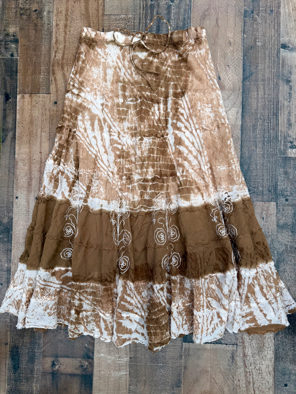 Metro Wear Boho Fairy Core Whimsical Light Brown Long Maxi Skirt size M