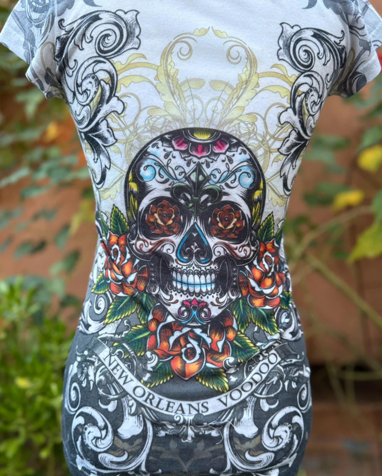 New Orleans Women’s Day Of The Dead Sugar Skull Bedazzled Tee Size S Small