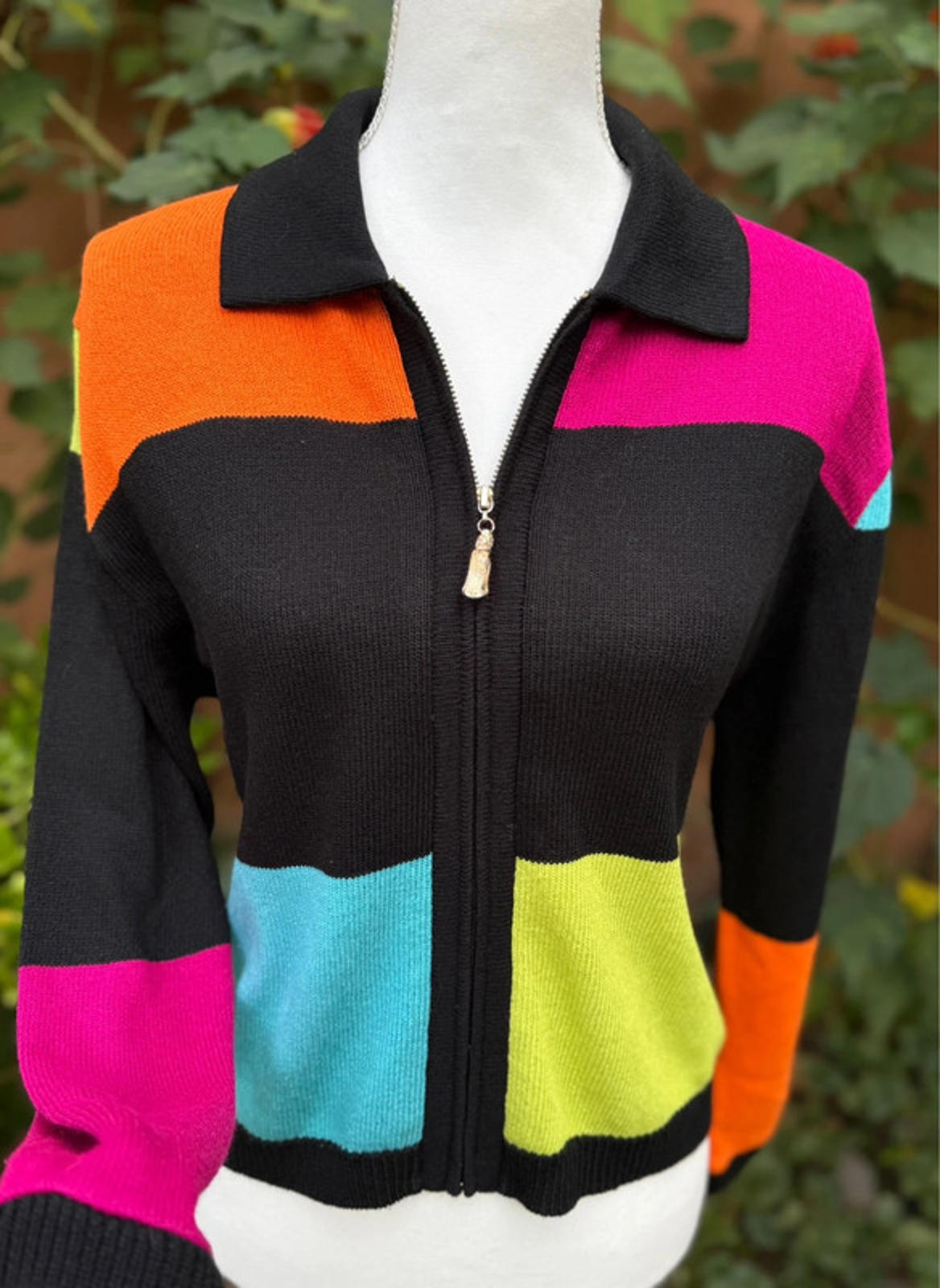 Laura Petites Black, Aqua, Hot Pink, Sweater Size S