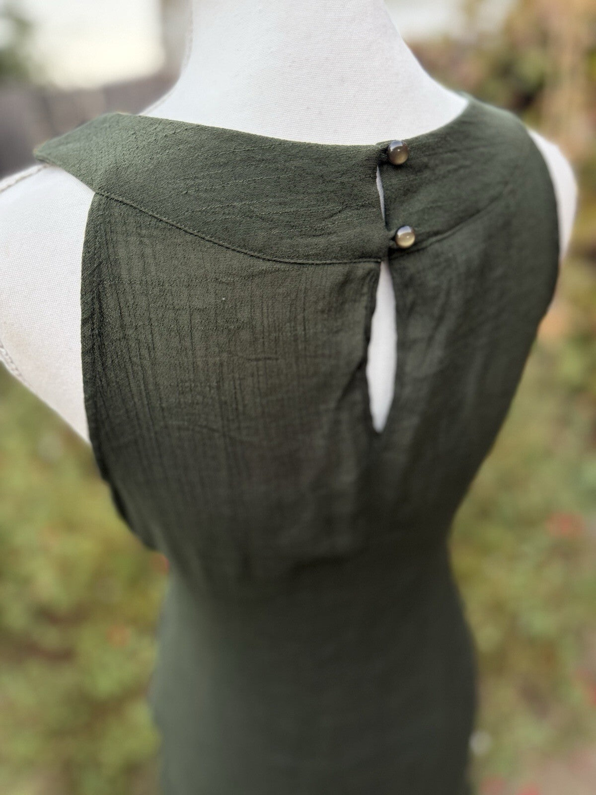 AB Studio Women's Olive Green Beaded Sleeveless Blouse Tank Top Size M