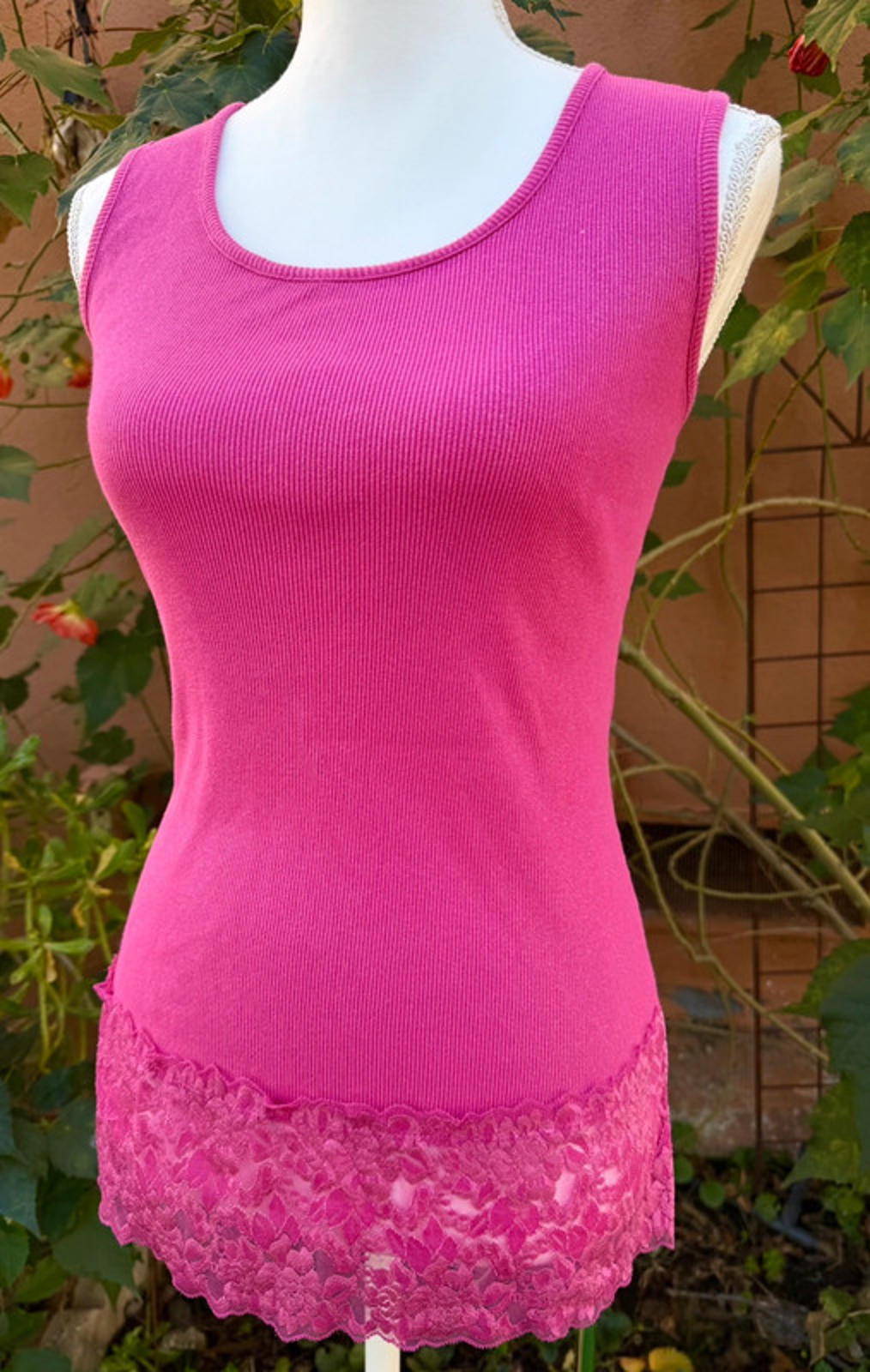 Torrid Hot Pink Lace Cami Cami Size 1 1X