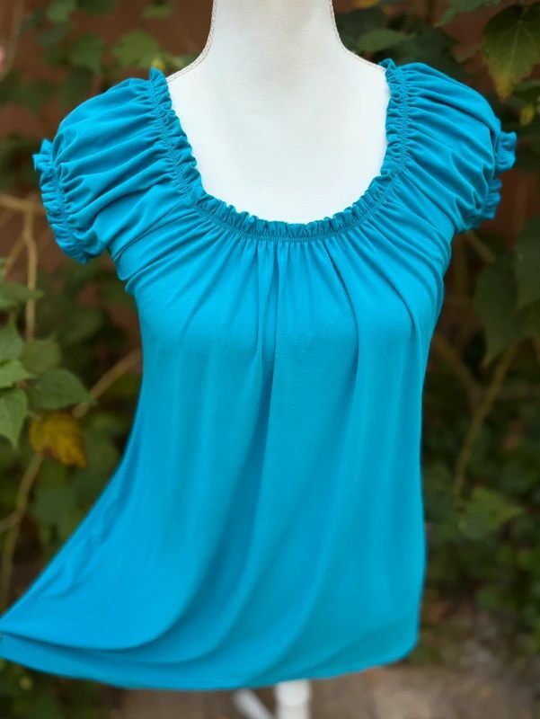 City Wear Peasant Style Aqua Knit Loose Fit Top Size M