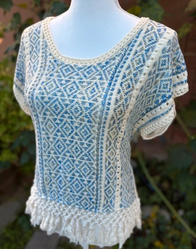 Miss Me Cream & Light Blue Hues Crochet Hem Short Sleeved Sweater Size M
