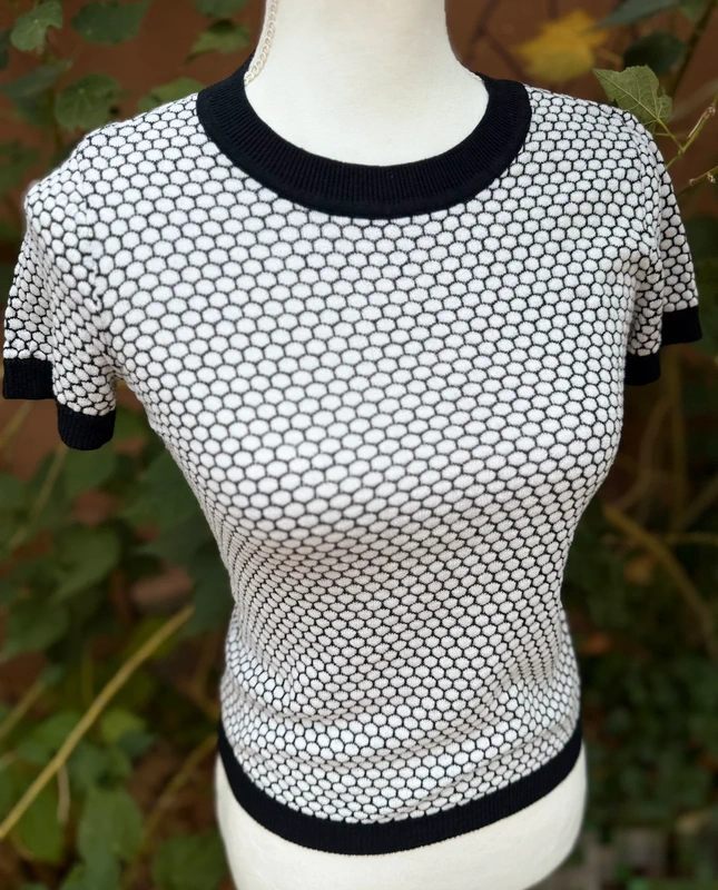 Maison Jules Black White Retro Short Sleeved Light Weight Sweater Top Size XS