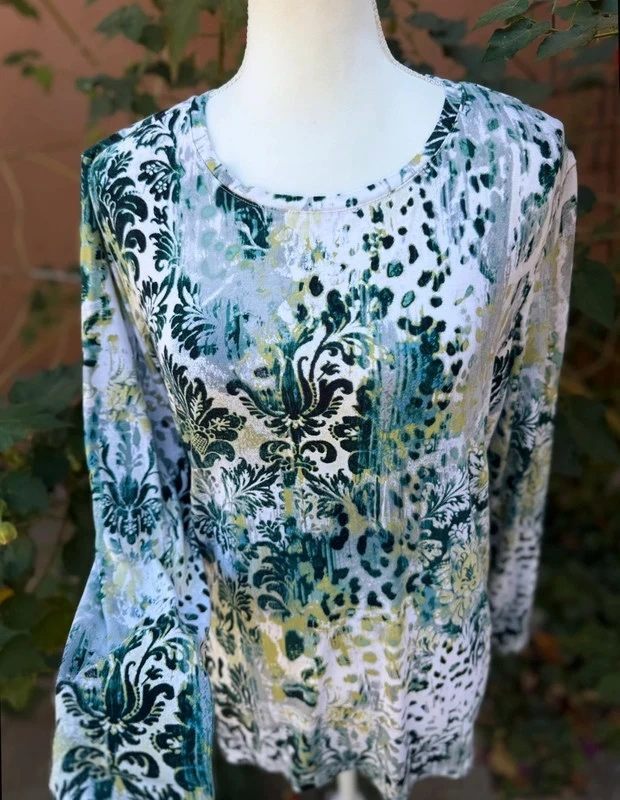 Chico's damask and animal print long sleeve top women's size 3XL, detail view