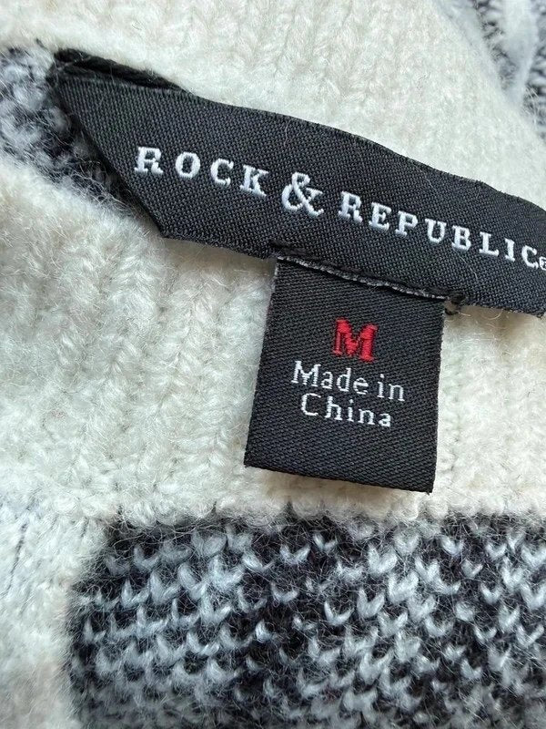 Rock & Republic Stripe Long Sleeved Sweater Size M