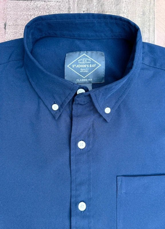 St. John’s Bay Navy Blue Classic Fit Collard Dress Shirt Size M