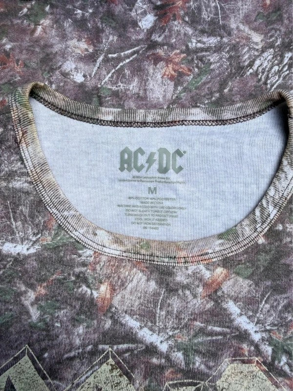 AC/DC Camouflage Rock & Roll Women’s Cropped Tee Size M
