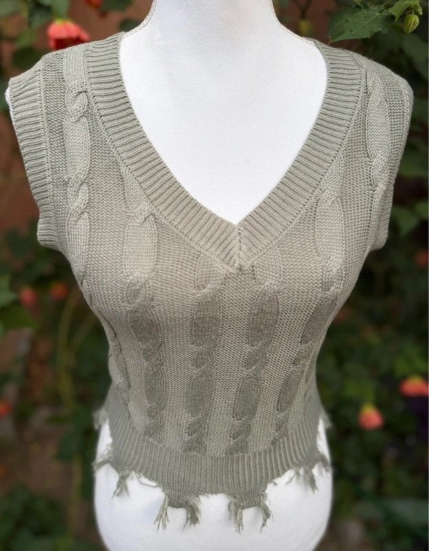 No Comment Gray Soft Fringe Sweater Vest Tank Top Size L