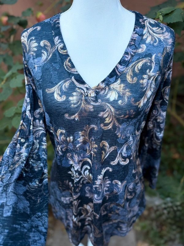 David Cline Black Floral Swirl Light Weight Top Size XS