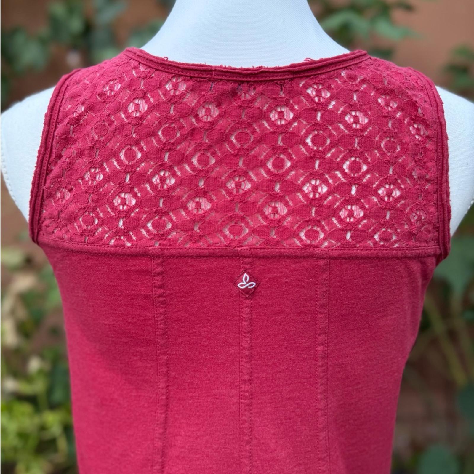Women's Sleeveless Prana Lace Trim Top Size XS