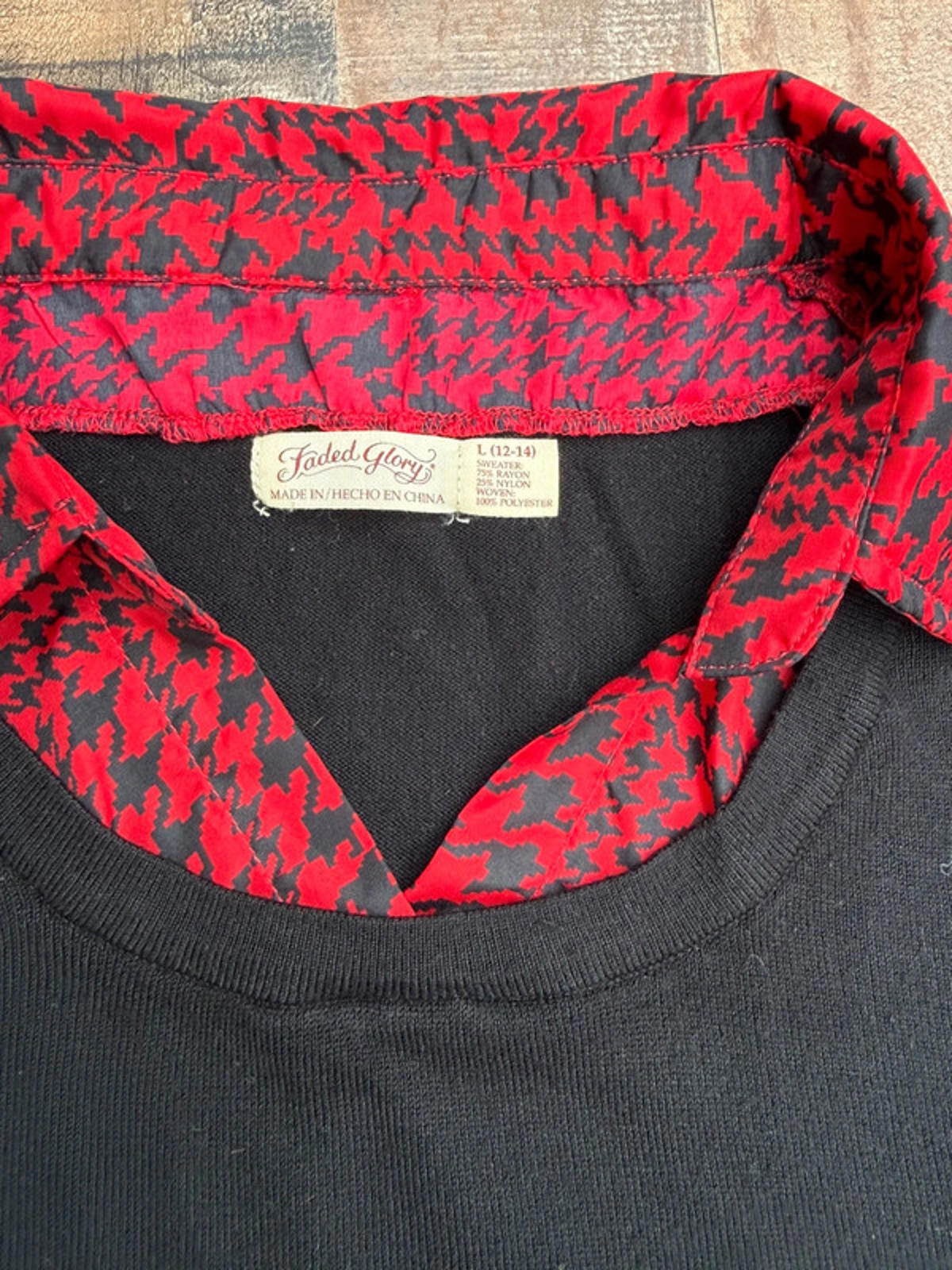Faded Glory Red Black & Houndstooth Grunge Sweater Top Size XL