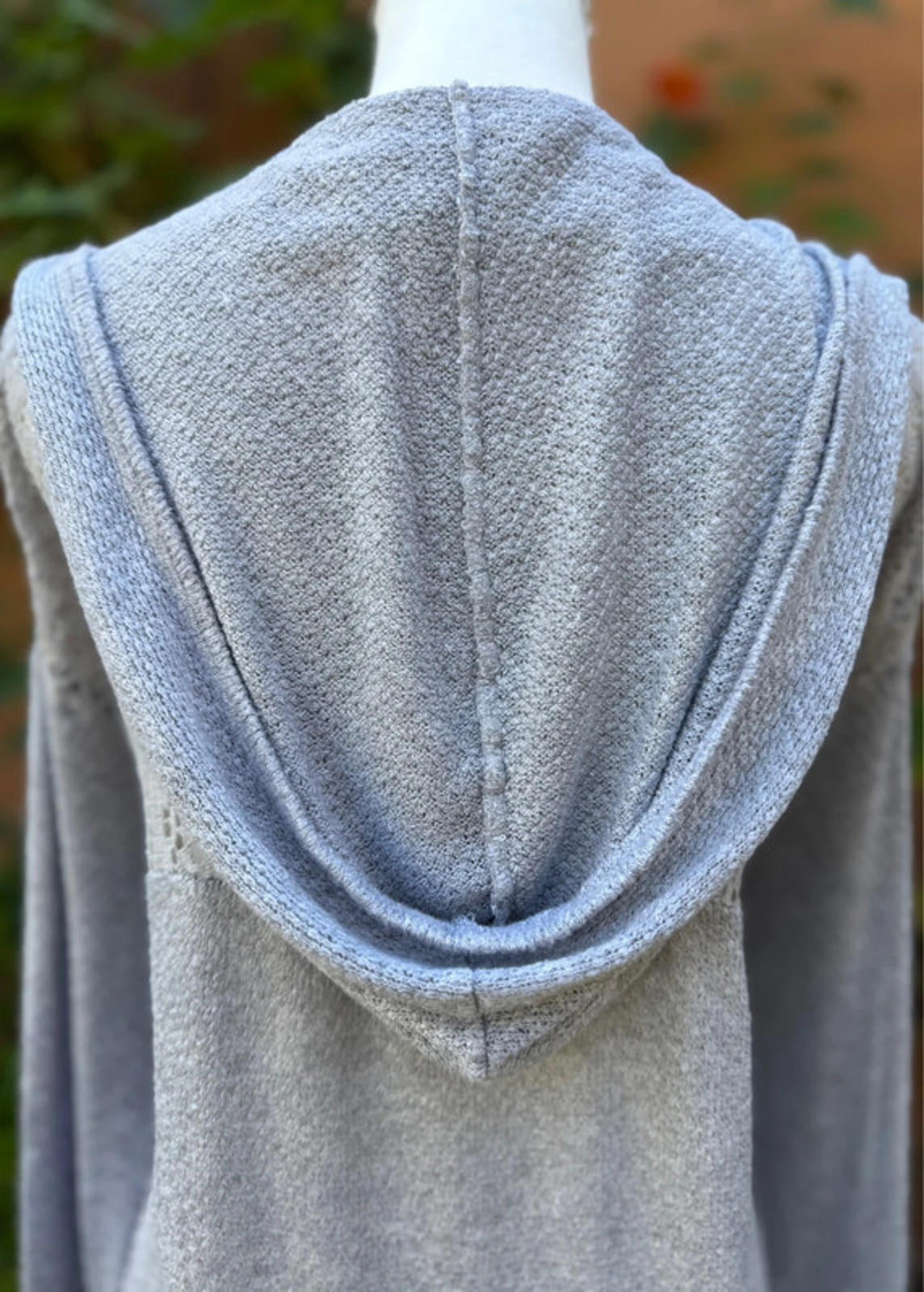 Gray Hollister Light Weight Lace Knit Hoodie Sweater Size XS Womens Or Juniors