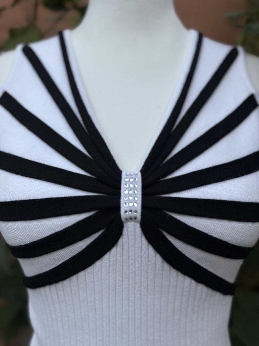 Belldini Y2K Black & White Ribbed Rhinestone Stretch Top Women's Size M
