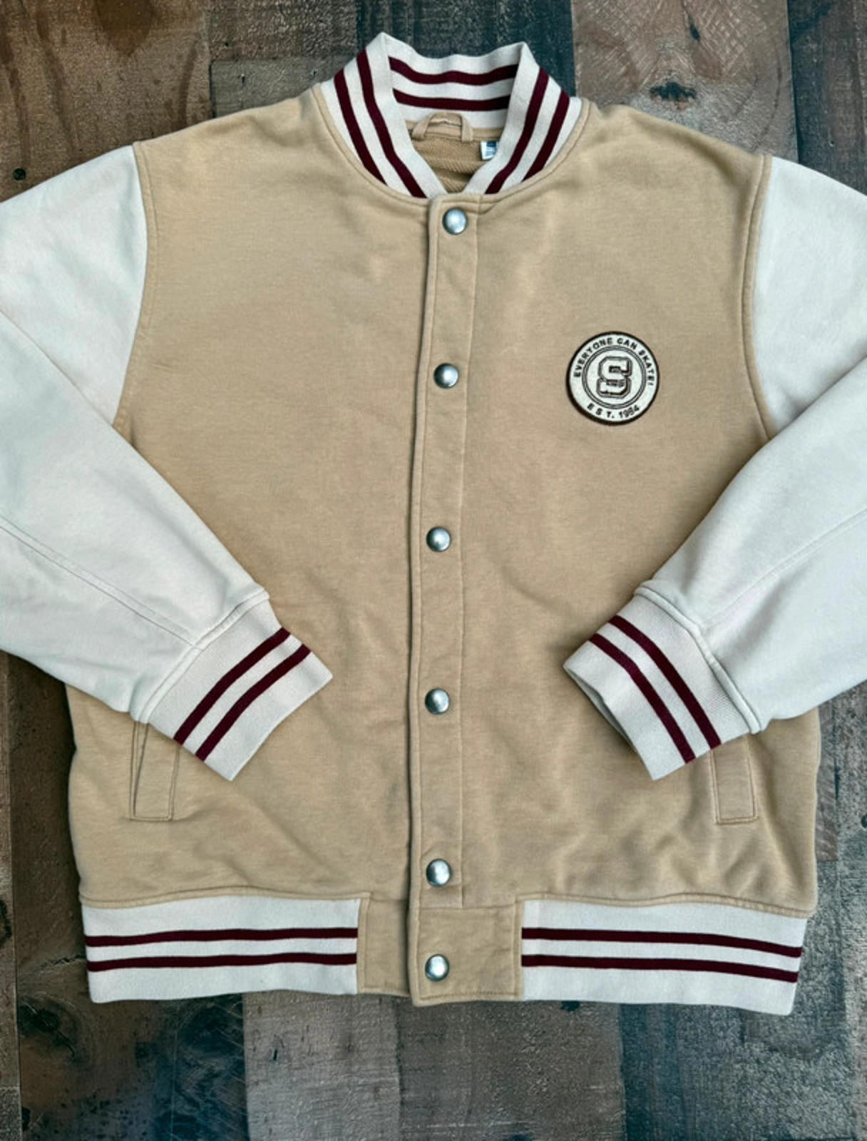 Uniqlo Kid Boy Or Girl Everyone Can Skate Khaki Colored Jacket Size 11 12