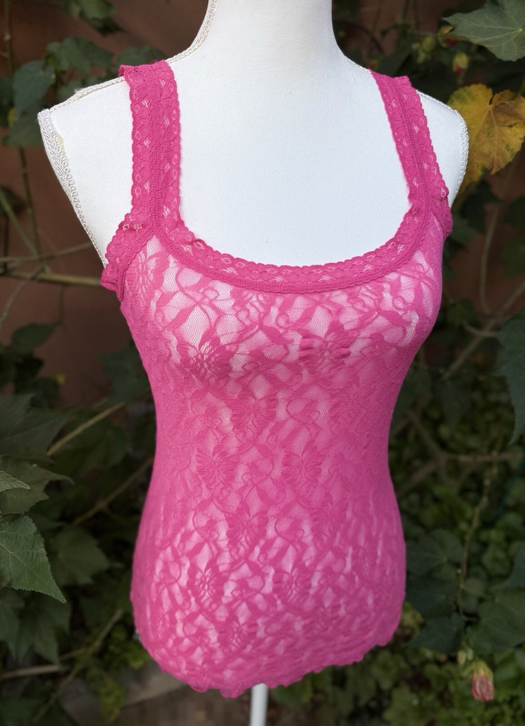 Maidenform hot pink floral lace cami, women's size L